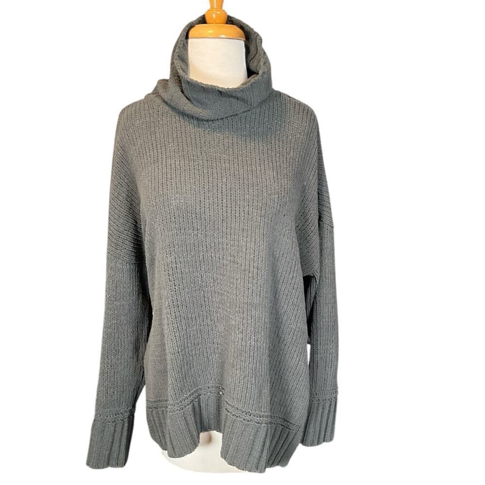 AERIE Sweater SZ Medium Chenille Oversized Chunky Turtleneck Soft Pullover Gray